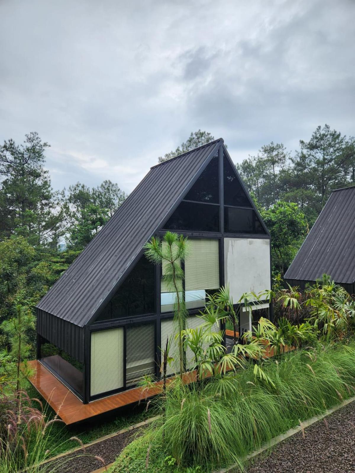 Villa Solitude Tahura Bandung